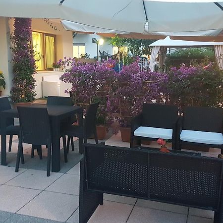Hotel Fucsia Riccione Exterior foto